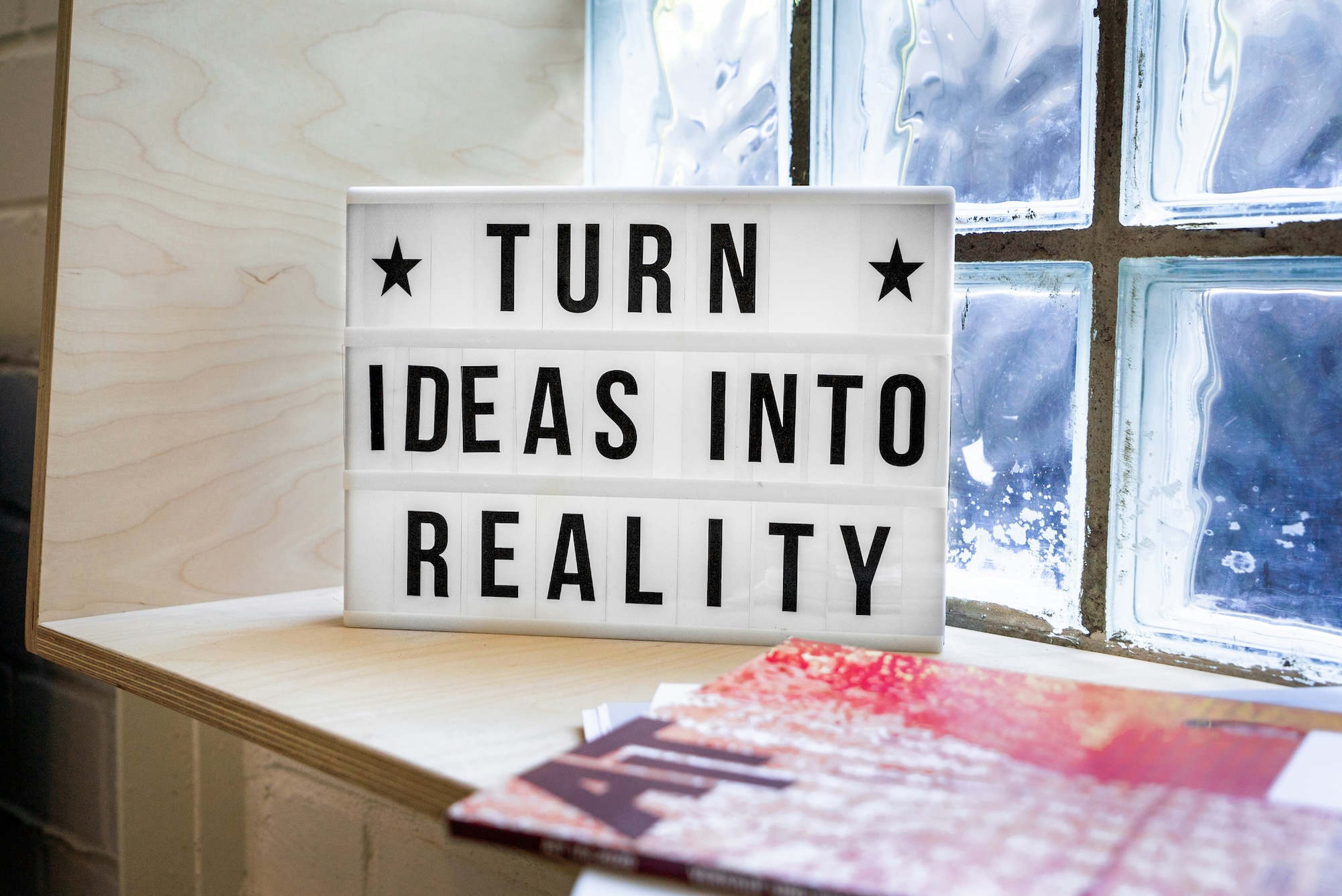 startup-unsplash