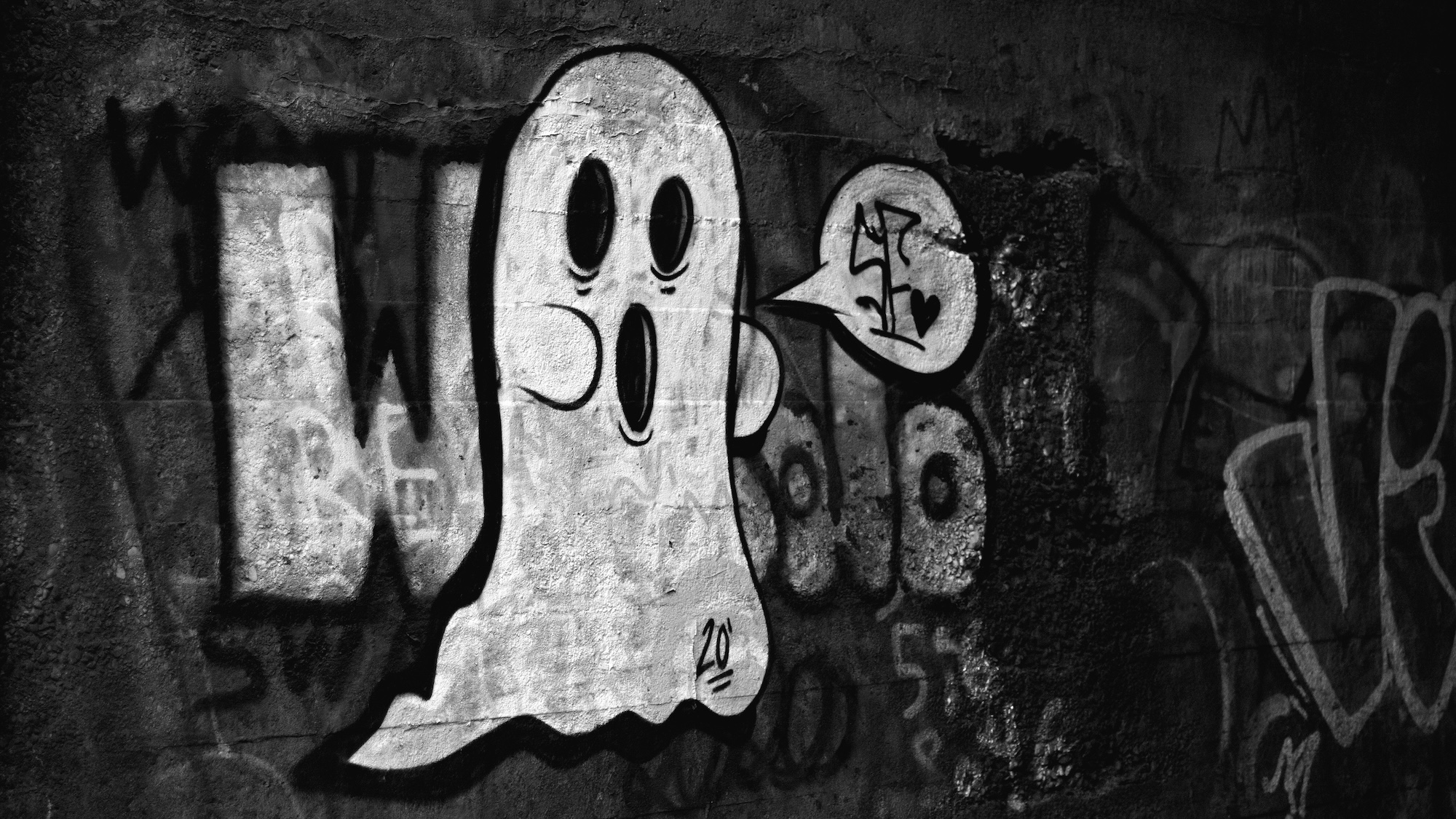 kyle-larivee-ghosting-unsplash