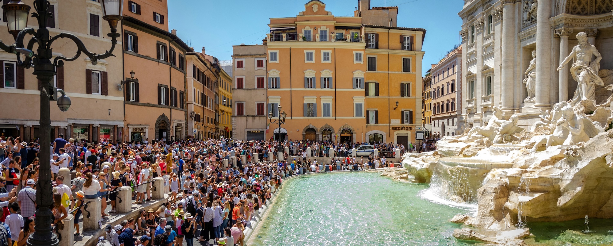 jeff-ackley-trevi-unsplash