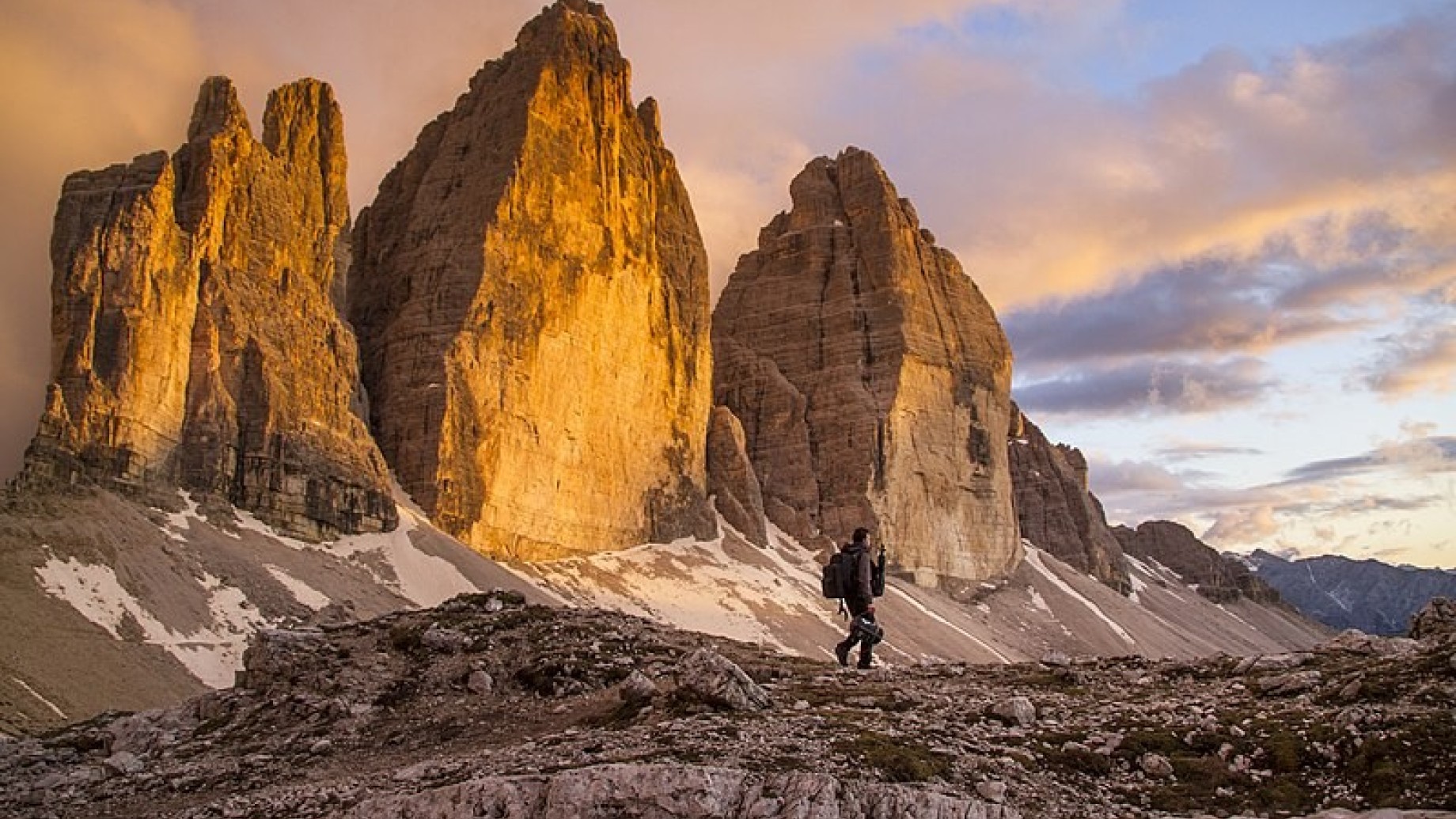 Arriva il cappello-ombrello: genialata o Giargianata? - Il Milanese Im