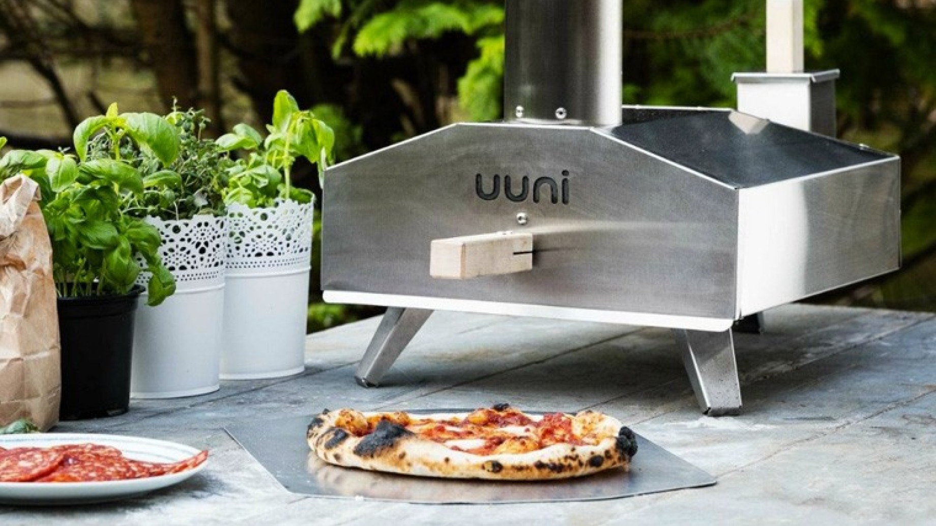 Maipiùsenza pizza: ecco il forno portatile a pellet che la cuoce in 6