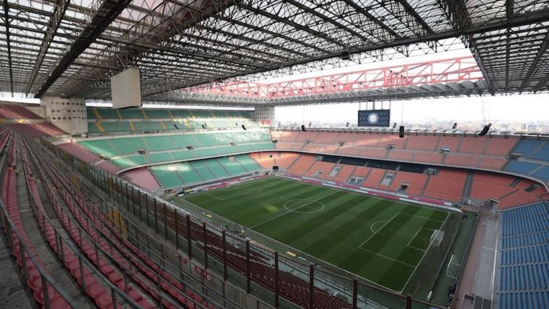 la-visuale-dalla-torre-8-di-san-siro-il-terzo-anello-maxw-1280