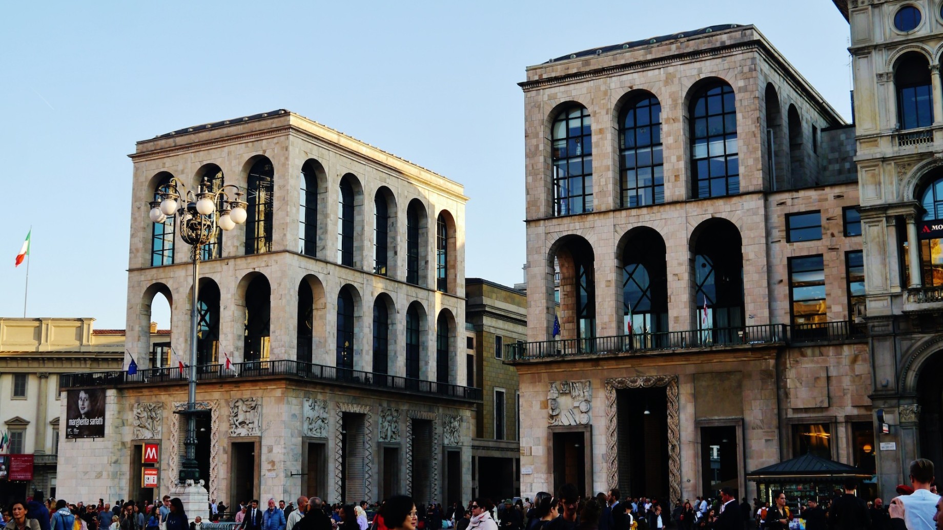 milano_piazza_del_duomo_museo_del_novecento_2