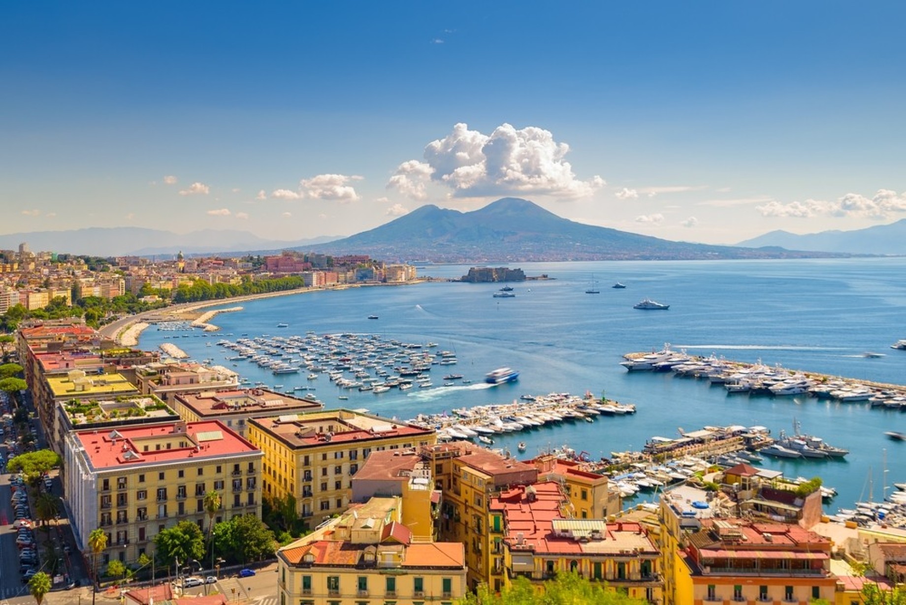 napoli_shutterstock.jpg