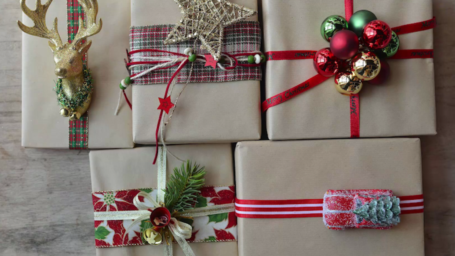 pacchetti-regalo-natalizi-creativi