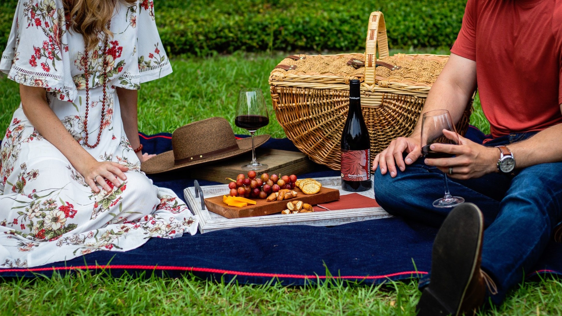 Utilizzare vecchi libri come vasi da fiori – Il cestino da picnic