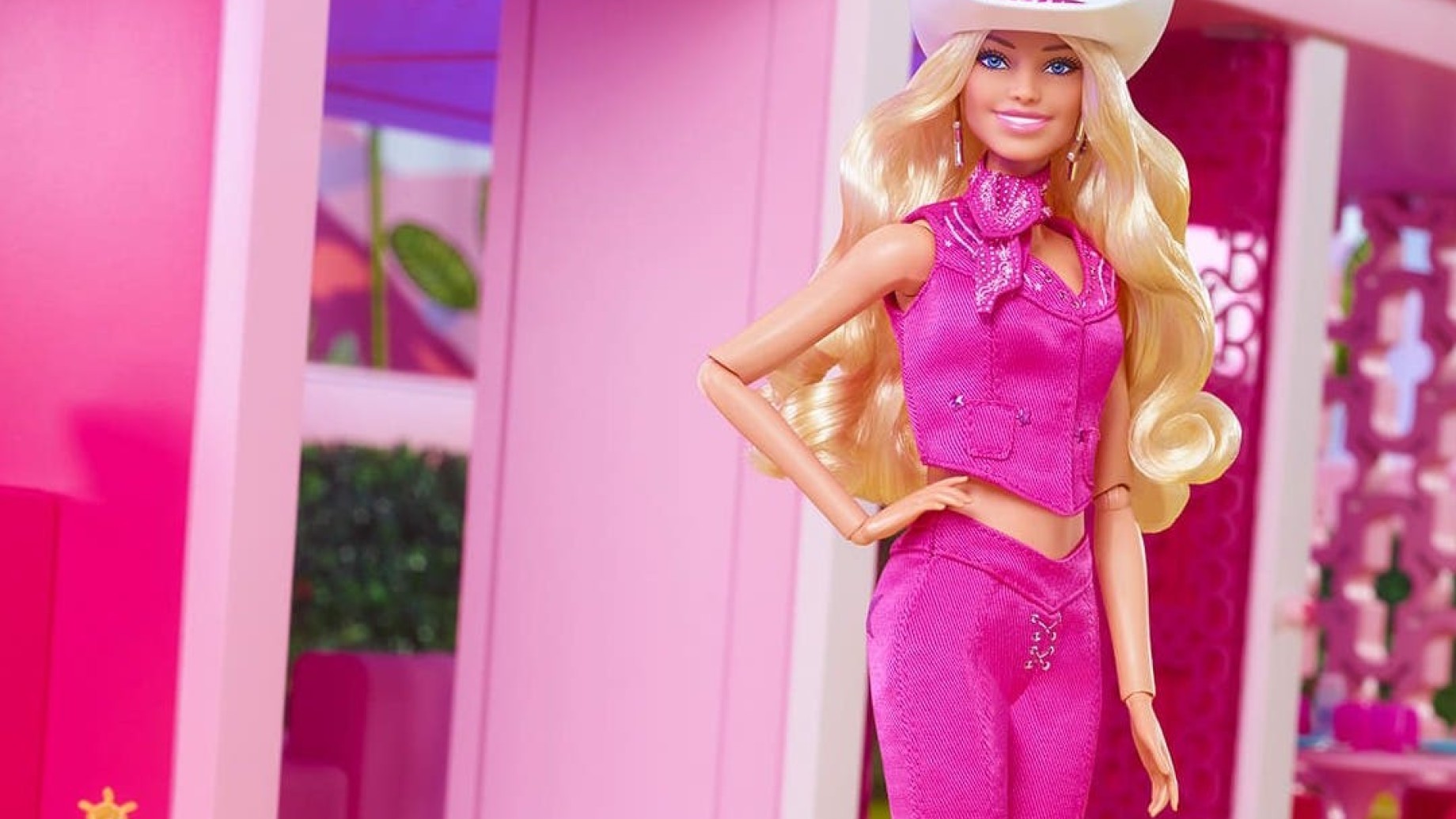 Barbie arriva a Milano: in Gae Aulenti ci si può trasformare nell'ic