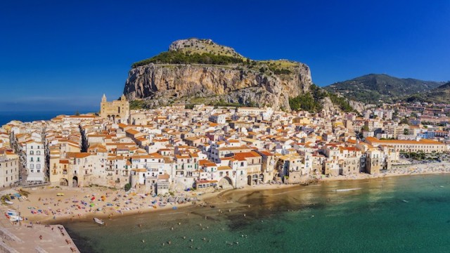 view_of_cefalu_from_above_44945905581